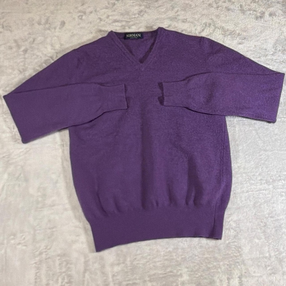 90s Vintage Sormani Virgin Wool V-Neck Sweater | Purple | Medium